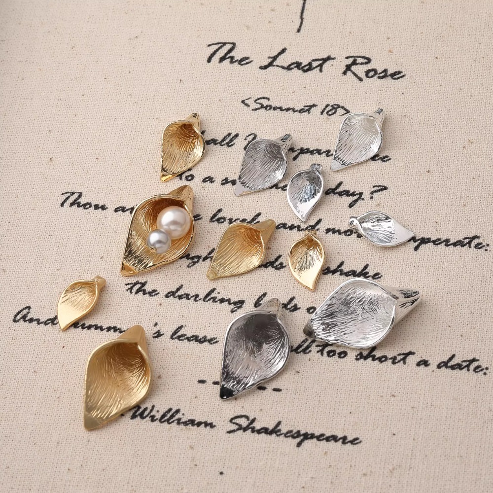 4PCS Dainty Horn Petals Flower - đánh giá và giá Musical Instrument Jewelry