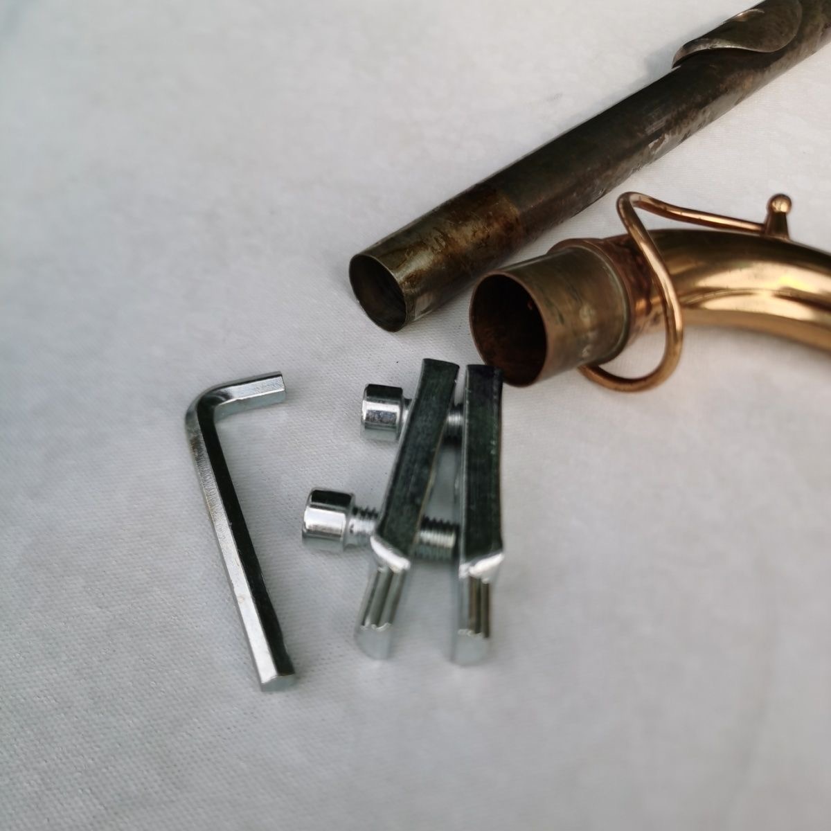 Ultimate Corrector for Saxopho - đánh giá và giá Musical Instrument Saxophone